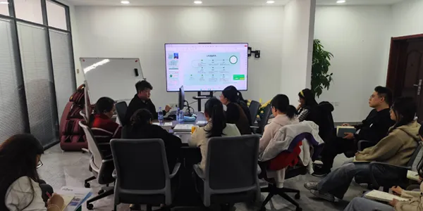 مدرب شرح بجد في الدورة التدريبية أنتيسكالانت