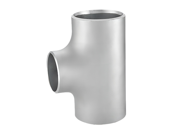 A butt weld reducing tee