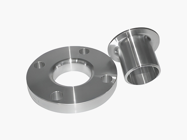Butt weld stub end often works with loose flanges as pipeline fittings.