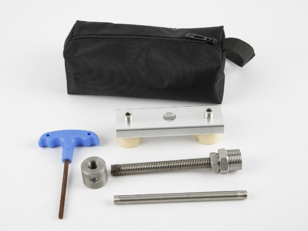 A set of end cap extractor for 4 inch membrane housing.