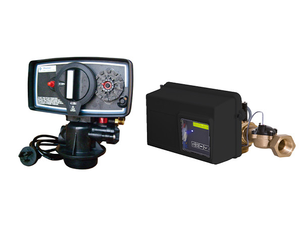 2 iba't ibang uri ng fleck control valves.