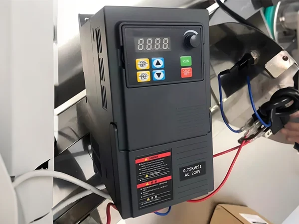 Test the functions of a high-protection and multipurpose variable frequency drive.