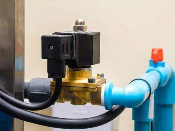 Pilot-operated solenoid valve installed on the pipeline