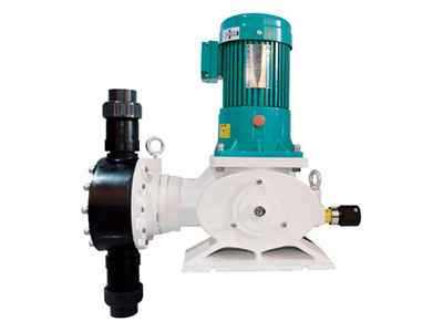 A set of ND2000 type mechanical motor dosing pump