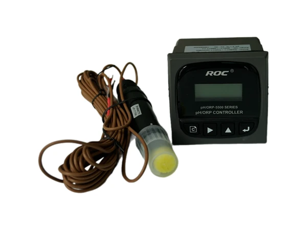 A closed pH/ORP-5500 controller and sensor