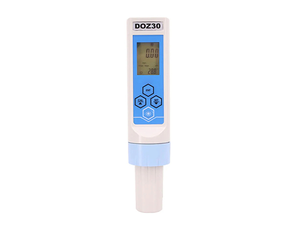 A portable water ozone concentration detector