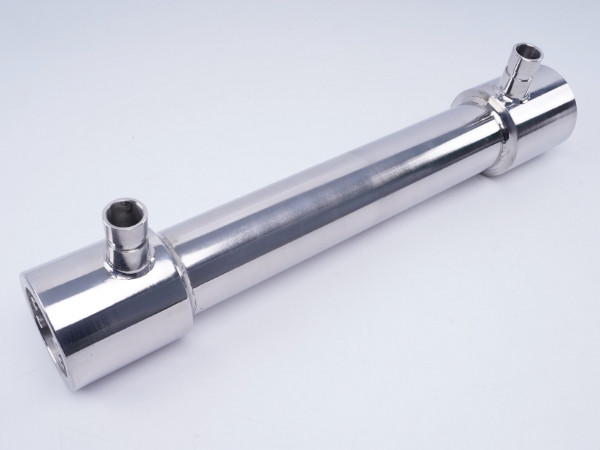 A full overview of clamp type stainless steel membrane housing with metal end.